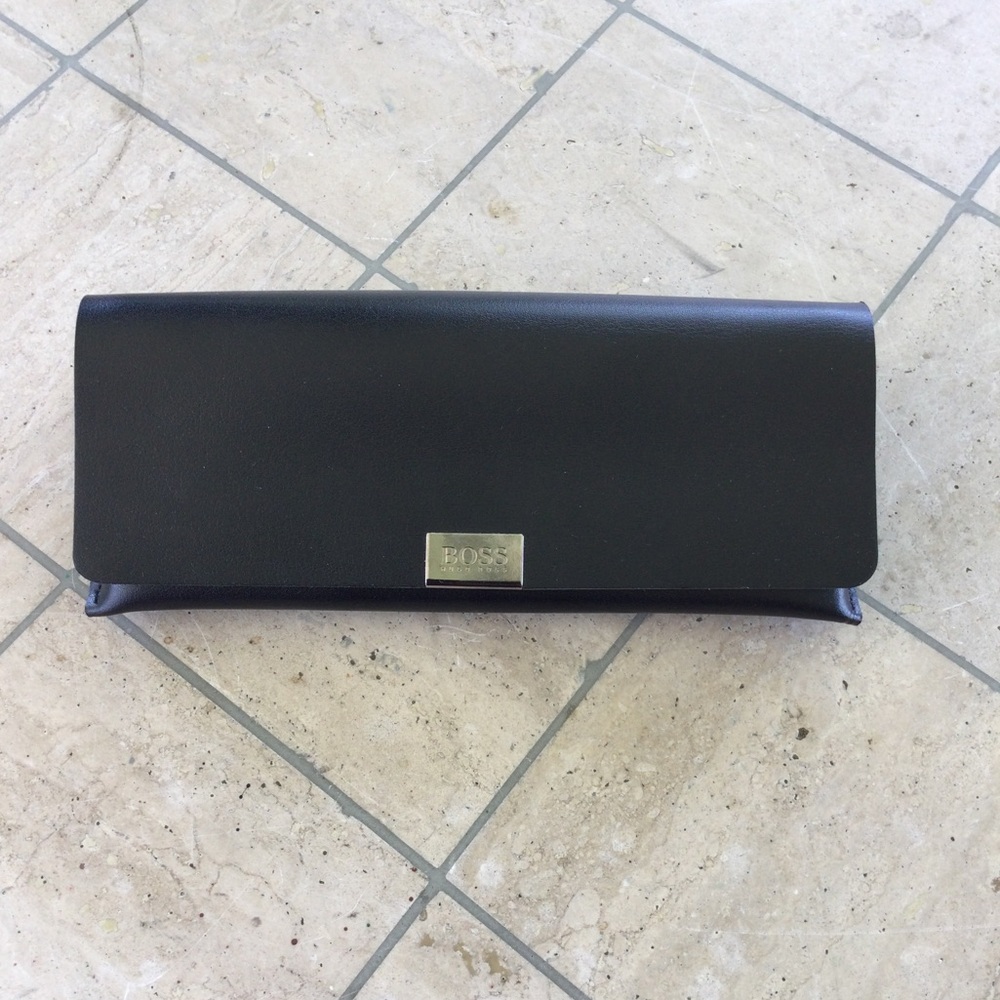 Hugo Boss semi hard eyewear case for protecting sunglasses/eye glasses